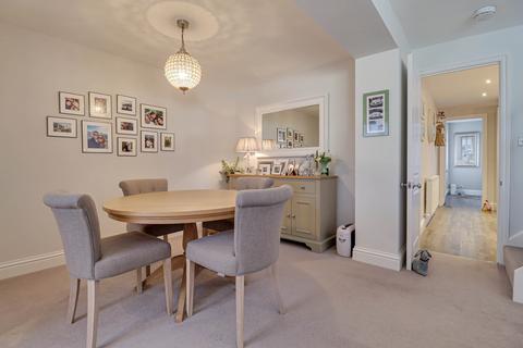 3 bedroom detached house for sale, Stanton Close, St. Albans, Hertfordshire, AL4