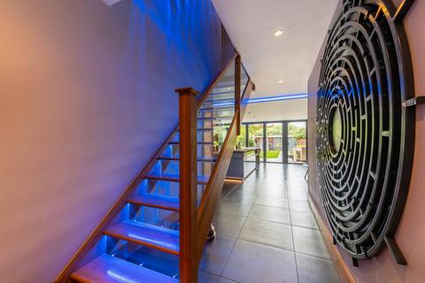 undefined, Salmon Street, Kingsbury, London, NW9