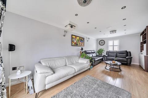 4 bedroom detached house to rent, Kingfisher Grove,  Three Mile Cross,  RG7