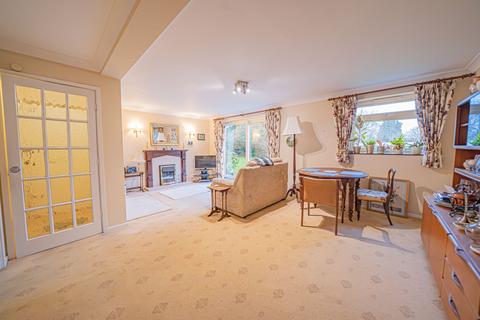 2 bedroom apartment for sale, Touchwood Hall Close, Solihull, B91