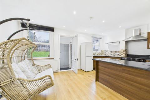 2 bedroom semi-detached house for sale, Chipstead Valley Road, Coulsdon CR5