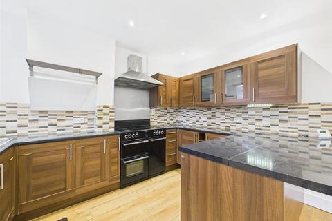 2 bedroom semi-detached house for sale, Chipstead Valley Road, Coulsdon CR5