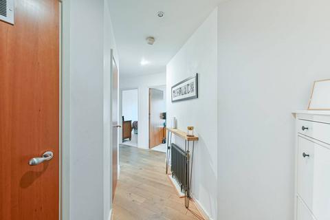2 bedroom flat for sale, Hopton rd, Woolwich Riverside, Woolwich, SE18