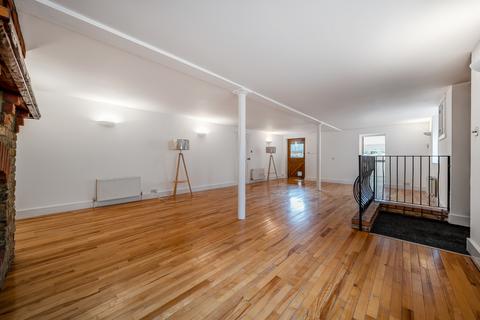 3 bedroom house to rent, Home Farm, Kemnal Road, Chislehurst, Kent, BR7