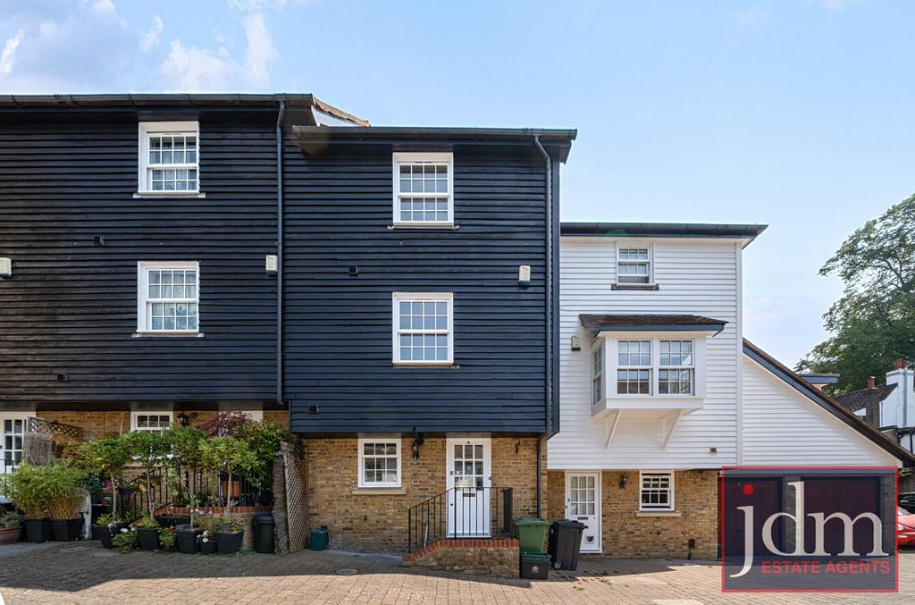 Eugenie Mews, Chislehurst, BR7 - View 4