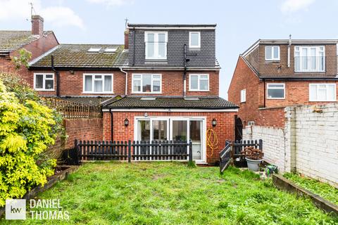 4 bedroom end of terrace house for sale, Allison Close, Waltham Abbey, EN9