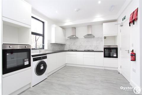 1 bedroom in a house share to rent, 13 Kings Drive, Wembley, HA9