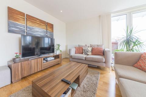 2 bedroom flat to rent, Merryweather Place, London SE10