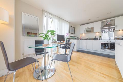 2 bedroom flat to rent, Merryweather Place, London SE10