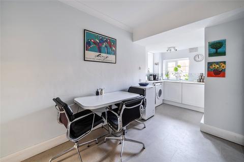 2 bedroom flat for sale, Uxbridge Road, Kingston Upon Thames KT1