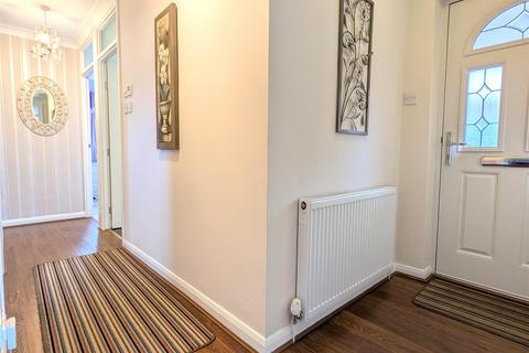 2 bedroom detached bungalow for sale, Northwood Close, Lytham