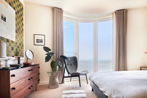 4 bedroom terraced house for sale, Shoreline Crescent, Folkestone, CT20