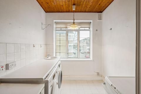 3 bedroom flat to rent, Gliddon Road, London, W14