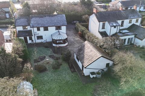 4 bedroom detached house for sale, Station Road, Little Hoole, Preston