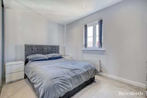 2 bedroom apartment to rent, Le Noke Avenue, RM3