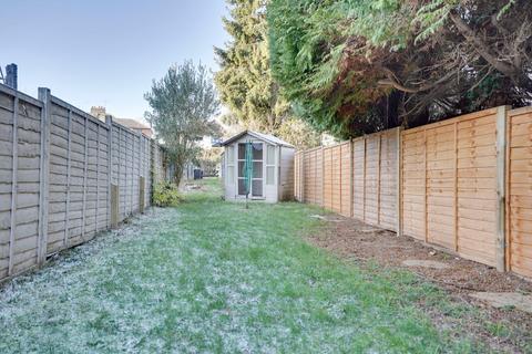 3 bedroom semi-detached house for sale, Barnard Road, Sawbridgeworth, CM21