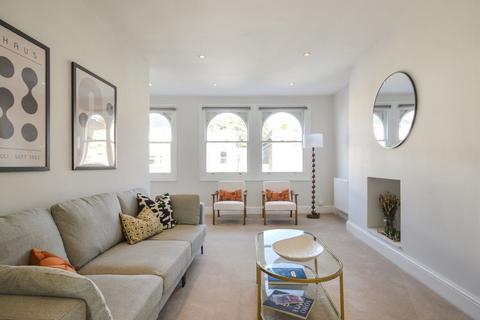 2 bedroom flat for sale, Victoria Rise, London SW4