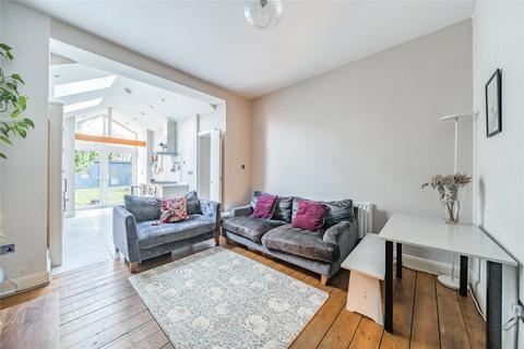 2 bedroom flat for sale, Balaclava Road, Surbiton KT6