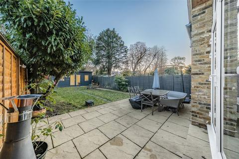 2 bedroom flat for sale, Balaclava Road, Surbiton KT6
