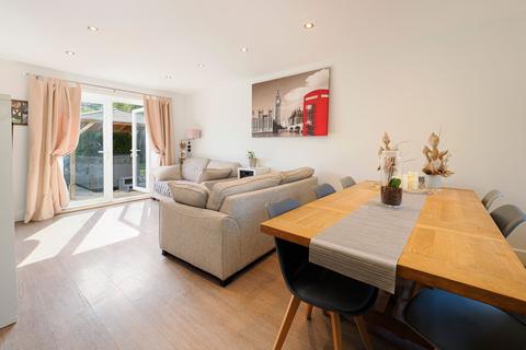 4 bedroom detached house for sale, James Close, Lyminge, CT18