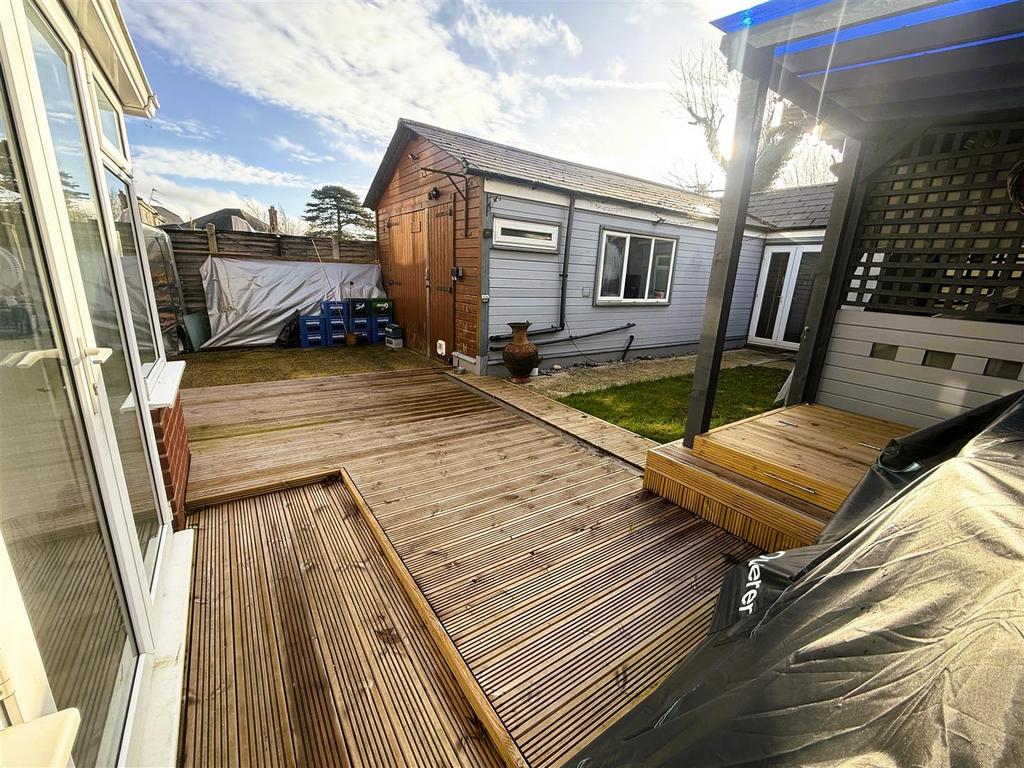 Rear Garden 1.jpeg