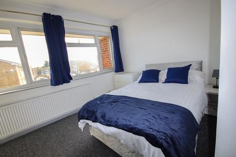 1 bedroom in a house share to rent, Millfield,Sittingbourne, ME10