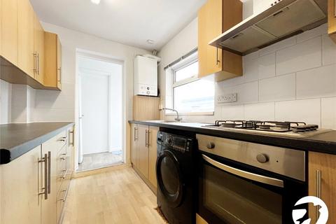 3 bedroom terraced house to rent, Curzon Road, Chatham, ME4