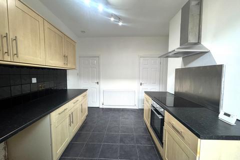 2 bedroom terraced house to rent, Altofts, Normanton, Wakefield WF6