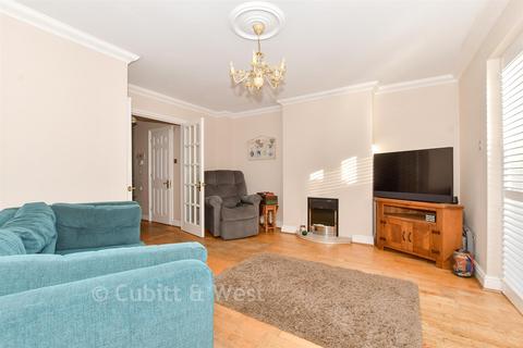 undefined, Peppersgate, Lower Beeding RH13