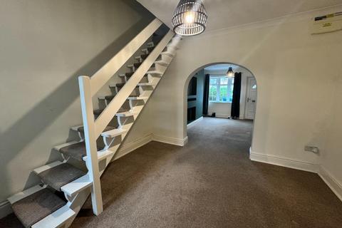 2 bedroom semi-detached house to rent, New Road, Armitage, WS15 4AA