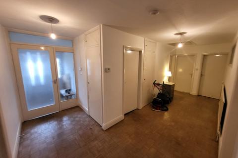 4 bedroom bungalow to rent, Mitcham CR4