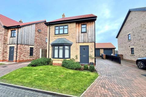 3 bedroom detached house for sale, Curtis Grove, Cottingham
