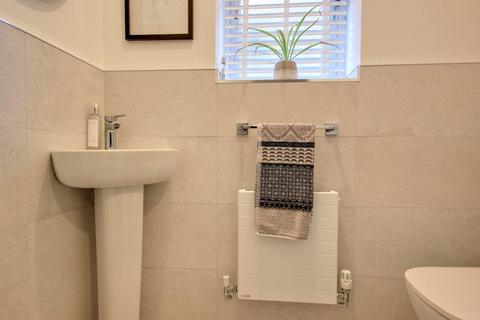 3 bedroom detached house for sale, Curtis Grove, Cottingham