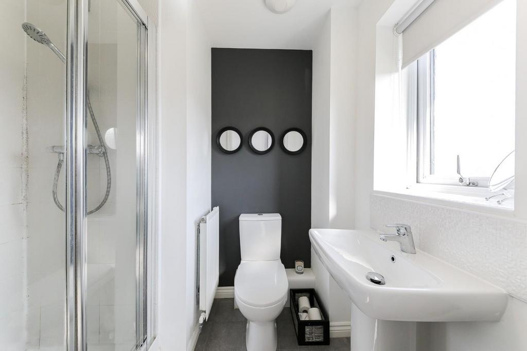 Ensuite