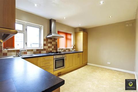 3 bedroom semi-detached house for sale, Reservoir Road, Gloucester