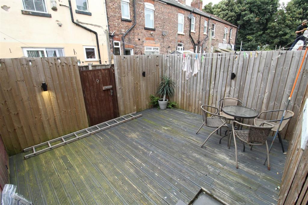 Rear Courtyard