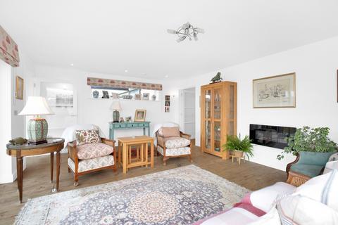 2 bedroom detached house for sale, Danefield Road, Selsey