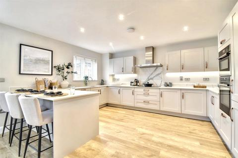 5 bedroom detached house for sale, Priors View, Gloucester GL2
