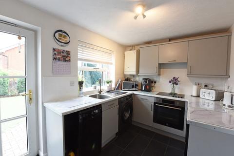 2 bedroom terraced house for sale, Hawkeswell Drive, Kingswinford DY6