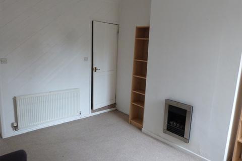 2 bedroom house to rent, Dell Road, Birmingham, B30