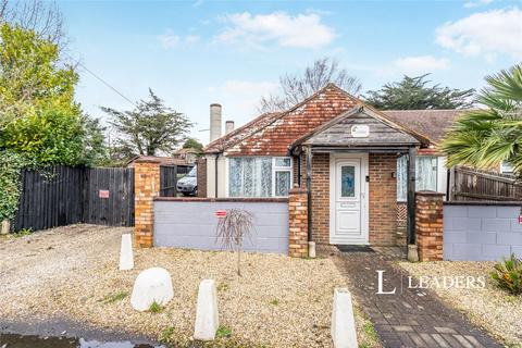 2 bedroom bungalow to rent, Bognor Road, Merston, PO20