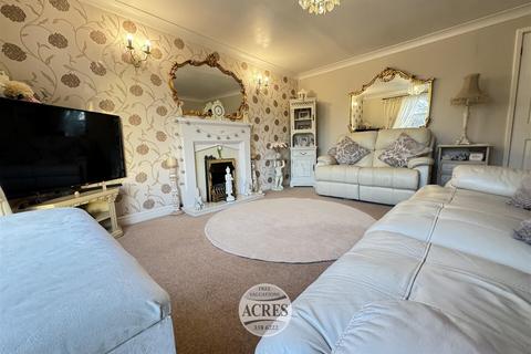 2 bedroom maisonette for sale, Hillcrest Road, Great Barr, Birmingham