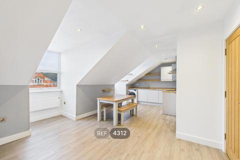 2 bedroom flat to rent, Nottingham NG3