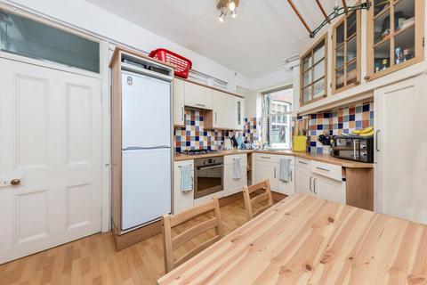 1 bedroom flat for sale, Sutton Lane North, London W4