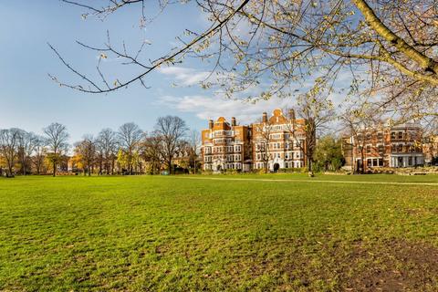 1 bedroom flat for sale, Sutton Lane North, London W4