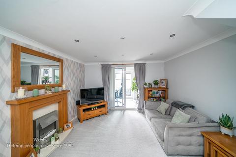 2 bedroom end of terrace house for sale, Watersmead Close, Cannock WS12