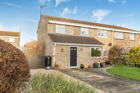 3 bedroom semi-detached house for sale, Halifax Road, Bicester, OX26
