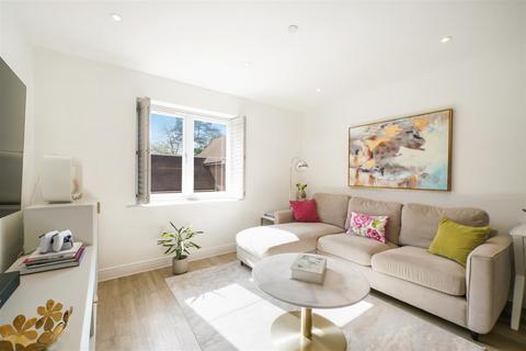 2 bedroom flat for sale, Ceres Crescent, Epsom