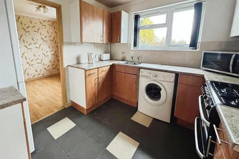 3 bedroom end of terrace house for sale, Field Crescent, Shrewsbury