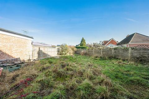 undefined, Sandown Avenue, Calcot, Reading